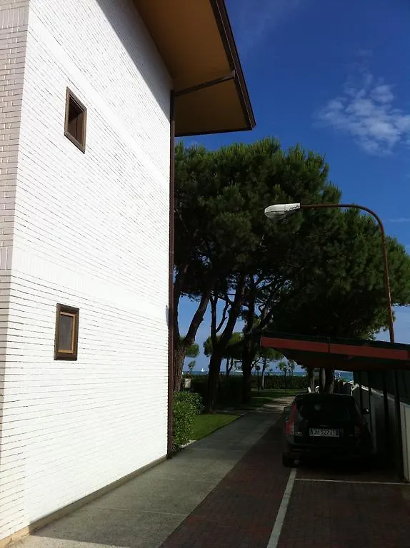 Residence Garden -Walterigato Apartments Solo Per Famiglie Lido di Jesolo