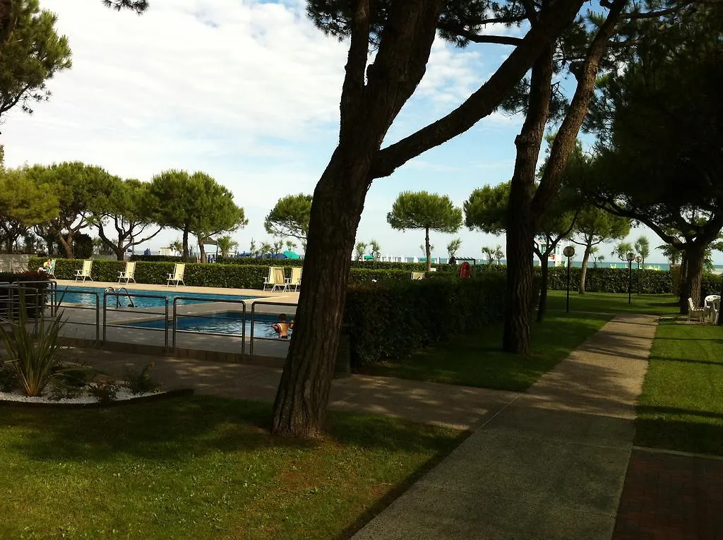Residence Garden -Walterigato Apartments Solo Per Famiglie Lido di Jesolo